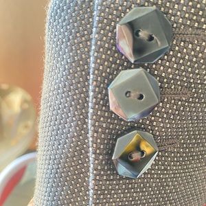 Gucci Blazer gris,size 38 italia, botones negros cristal,colección otoño 2009